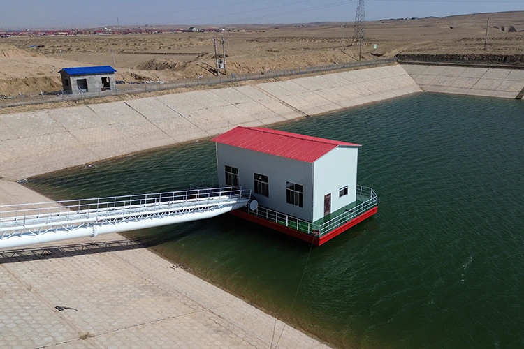 Estação de bombeamento de entrada de água do lago
