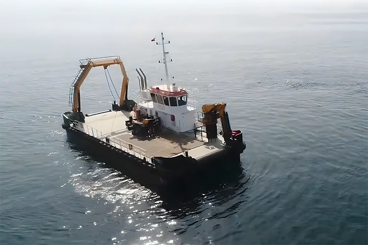 Navio de serviço multifuncional