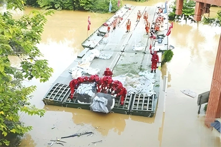 Ponte rapidamente colocada